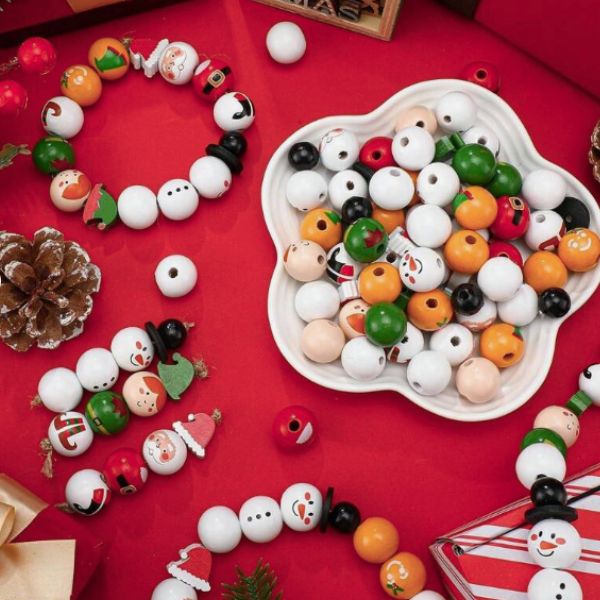 Set of 35 Christmas Beads & String